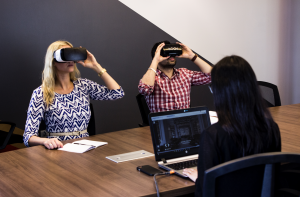 strapless headsets can reduce vr sickness for business meeting users