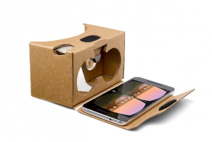 Mobile virtual reality goggles still show the original design theory that was created in 1838